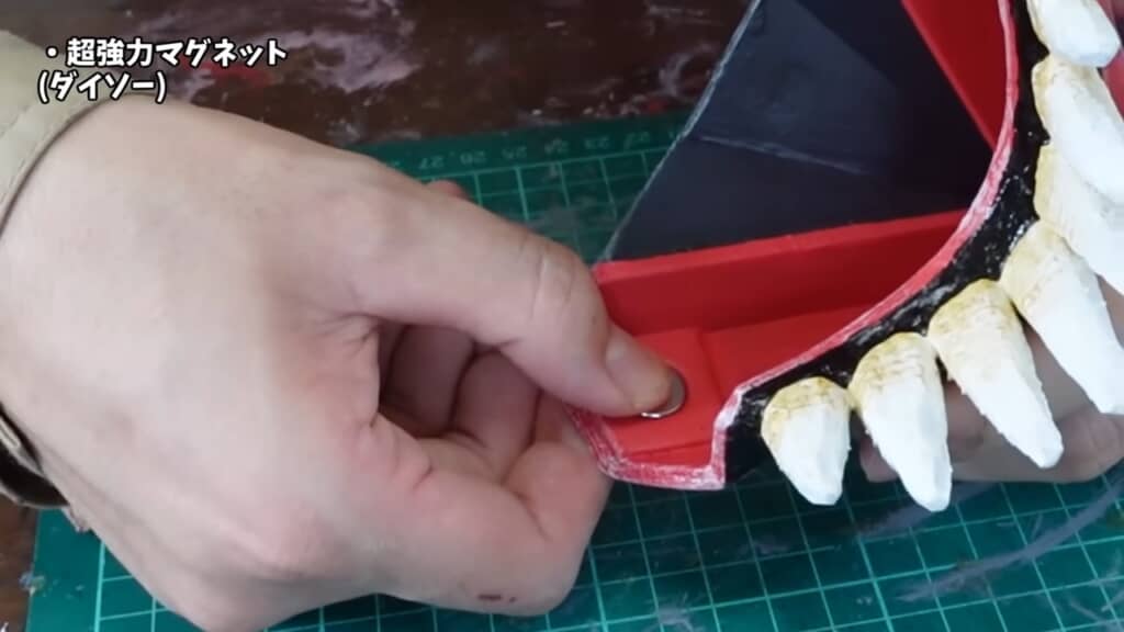 パーツの組み立てには一部磁石を使用。着脱に便利