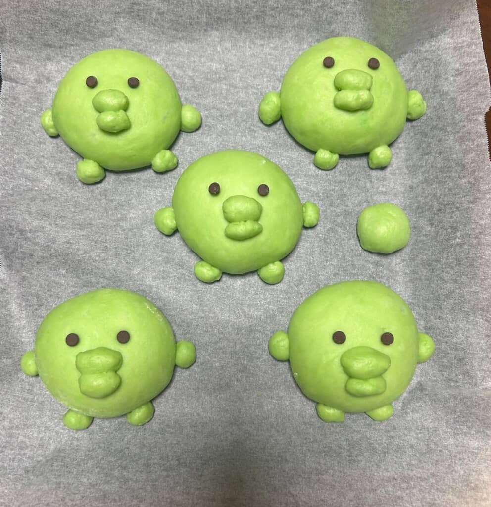 上手に成形された“くちぱっちパン”の生地