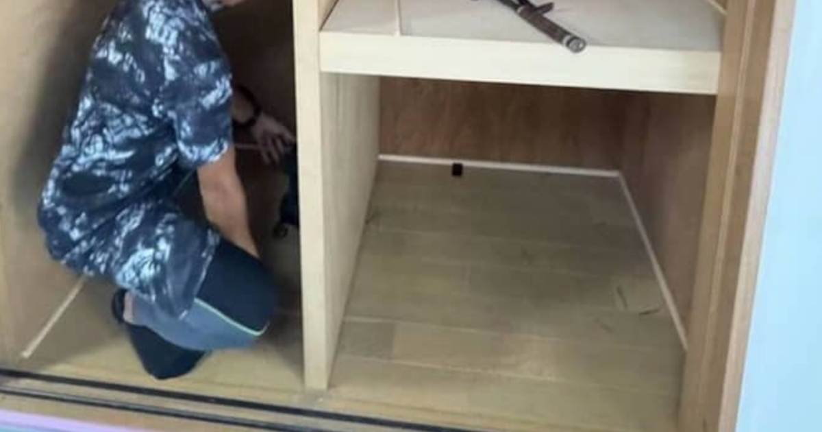 高齢母の寝室クローゼット→娘がプロに依頼すると……　「こりゃーすごい」“まさかの大変身”に「親孝行すぎる」「標準でほしい」（1/3） | リフォーム・リノベーション・DIY ねとらぼ