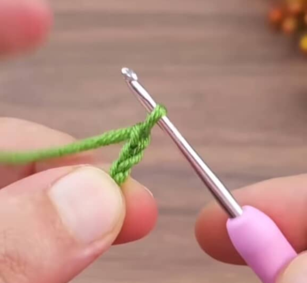緑と赤の毛糸をぷくぷく編むと……「あぁったまらん！」　量産したくなる完成品が話題【海外】（1/3） | ライフスタイル ねとらぼ