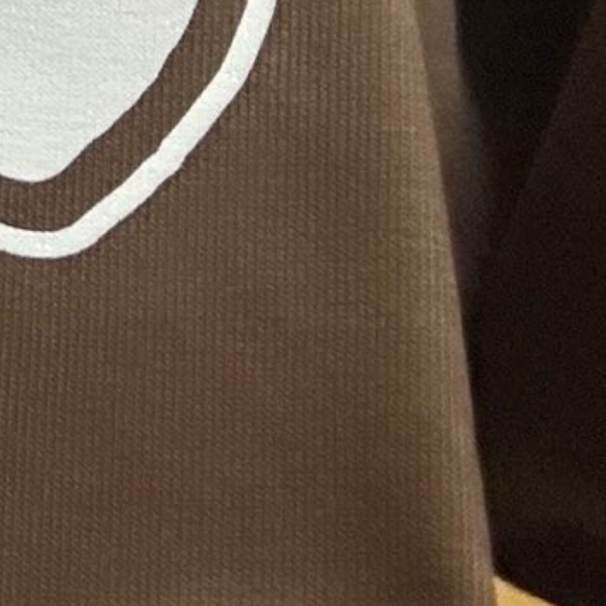 歯医者で「なんですか？そのTシャツ」と言われた男性→まさかの格好に「先生も笑うしかない」「センス良すぎw」 | 男性 ねとらぼ