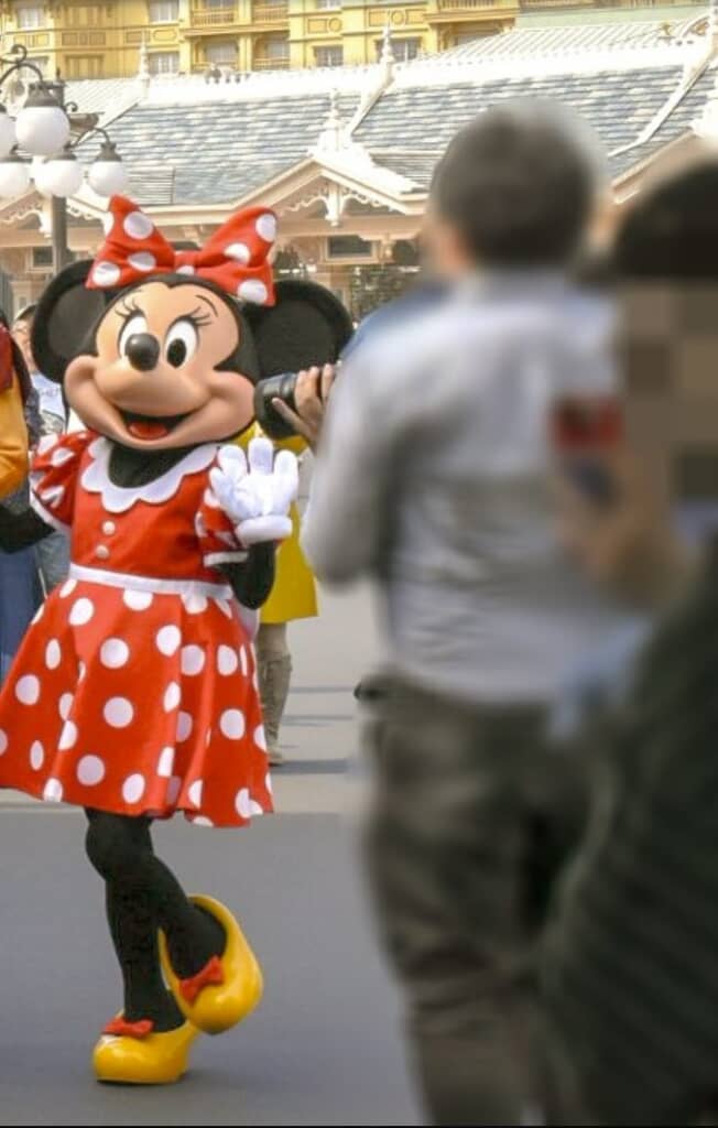 かわいいミニーちゃんが登場