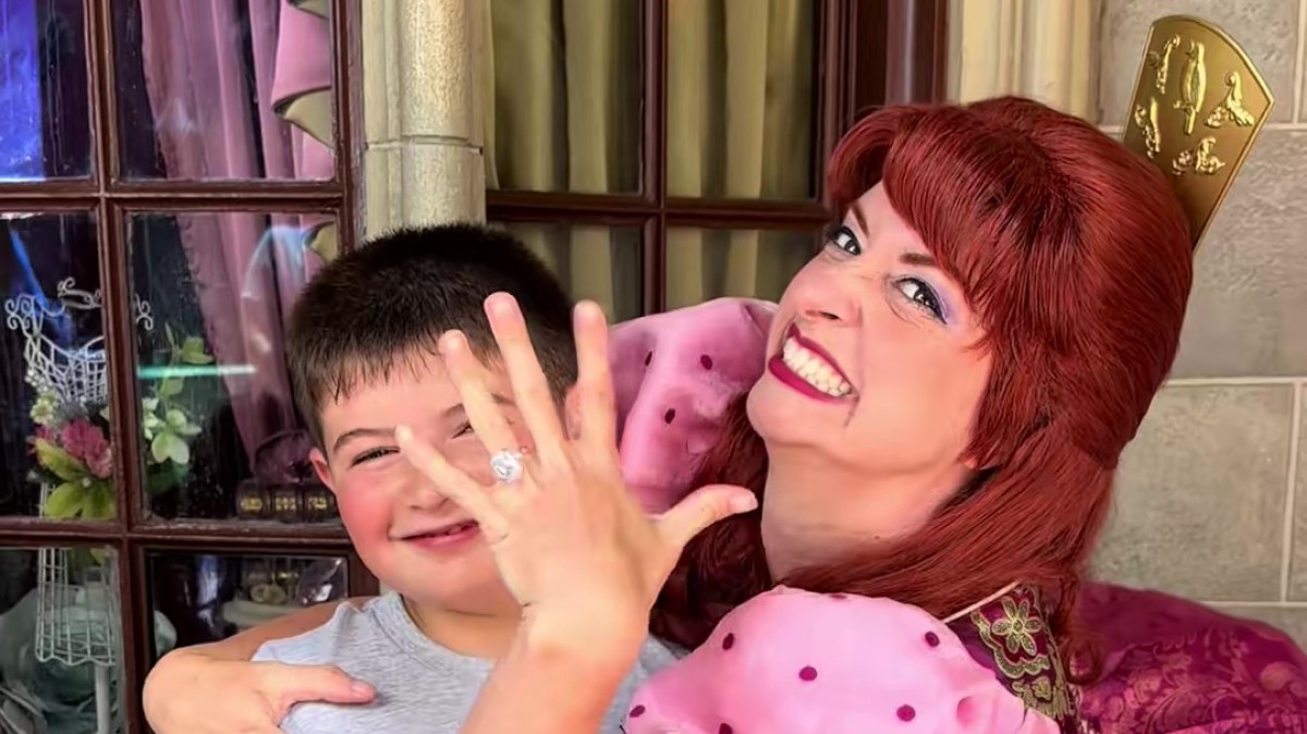 シンデレラの“意地悪な義姉”にプロポーズした男の子→次の瞬間……「最高!!」　“まさかの展開”に「これはすごい！」「大爆笑」【海外】（1/2） | ディズニー ねとらぼ