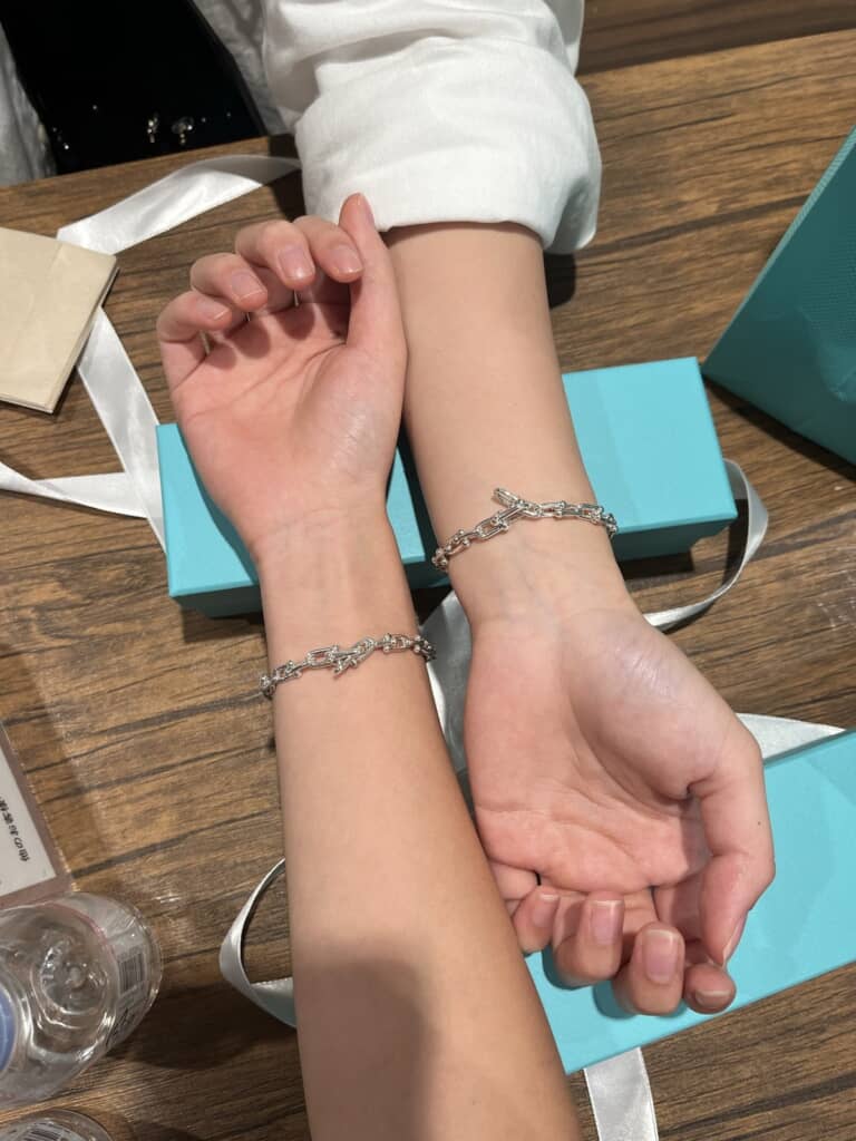 ティファニーのブレスレット!!
