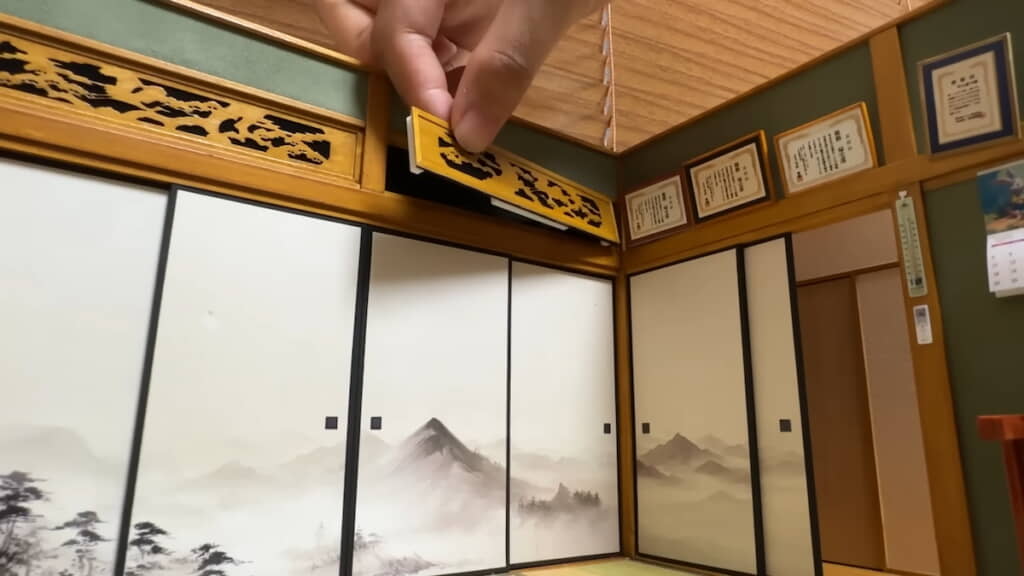 レーザー彫刻で作った欄間を設置