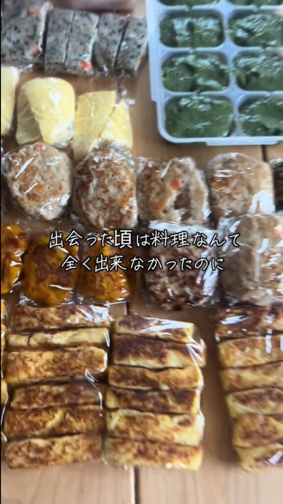 妻と赤ちゃんのために料理を頑張る夫