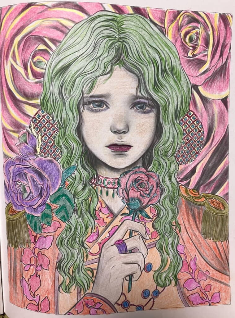 淡くてカラフルでビビットな色づかい