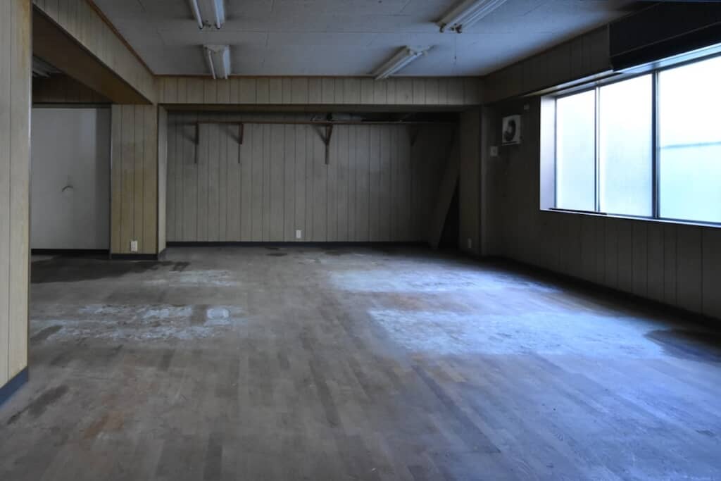 まるで廃墟のような状態（ビフォー）