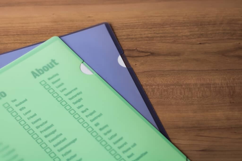 授業中に取り出したファイルとは……？（イメージ画像／出典：PIXTA）