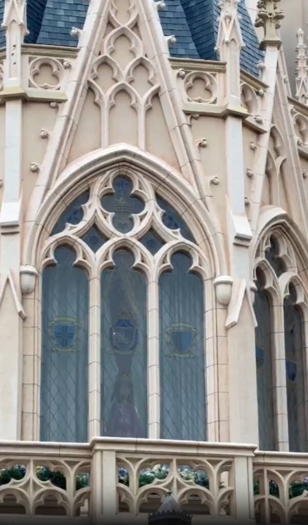 しかし次の瞬間