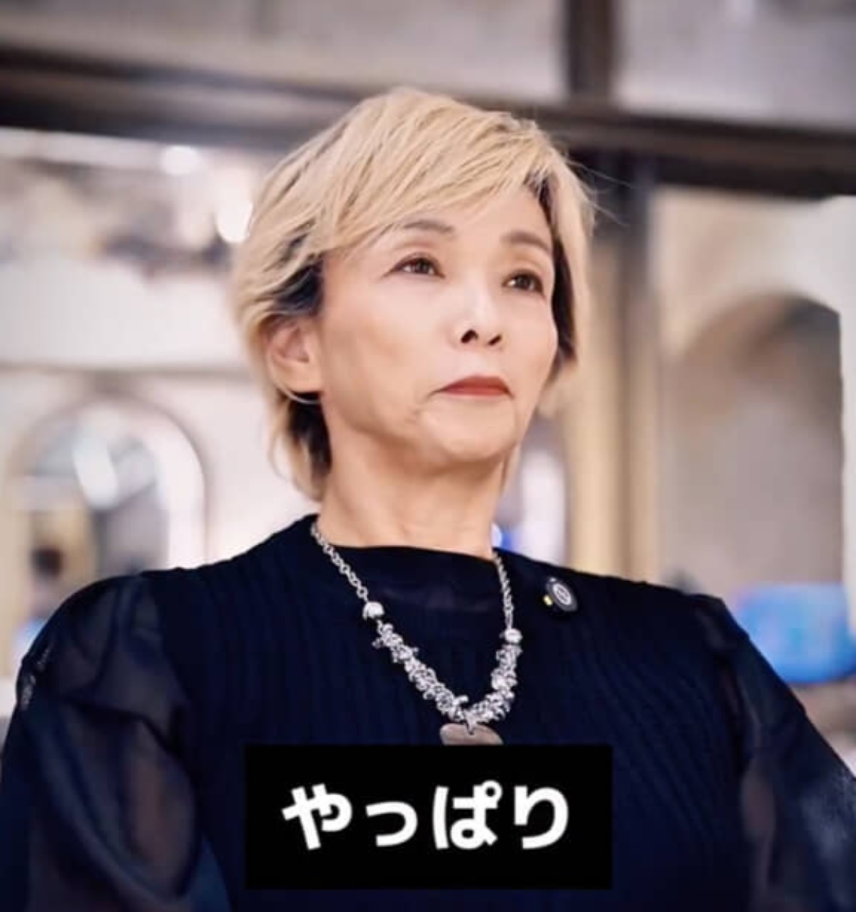 「乾くのが遅いから」刈り上げにしたい女性→プロがヘアカットすると…… まさかの大変身に「見惚れちゃった」「痺れるぅ~」(1/3) | 美容 ねとらぼ