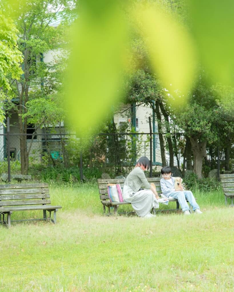 公園でのランチの様子も