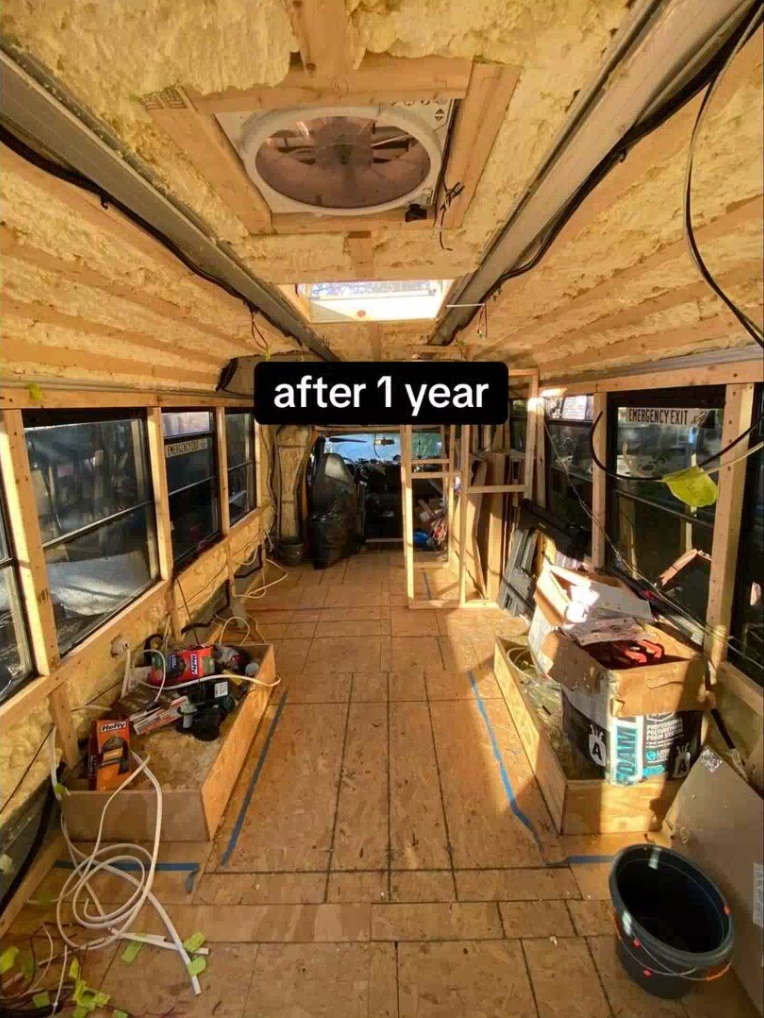 1年後のスクールバス