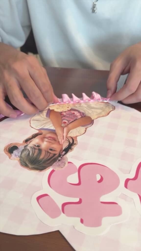 縁はリボンで飾り付け