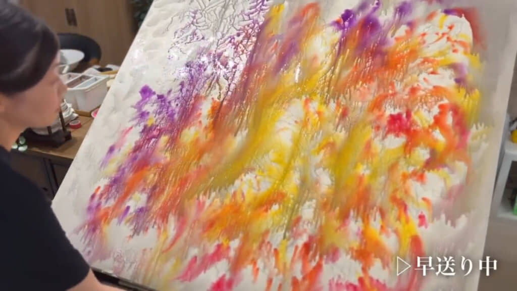 和紙の上で混ざる4色の岩絵具