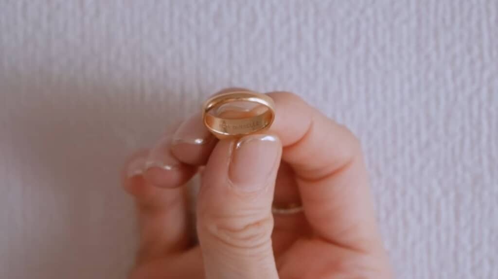 MADEMOISELLEの刻印入り