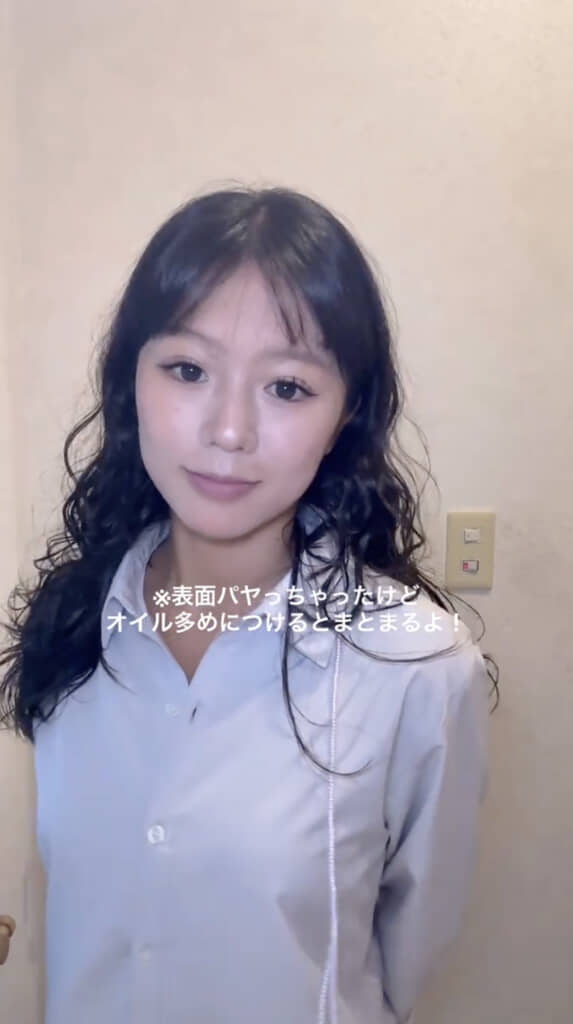 キュートなウエーブヘアの出来上がり