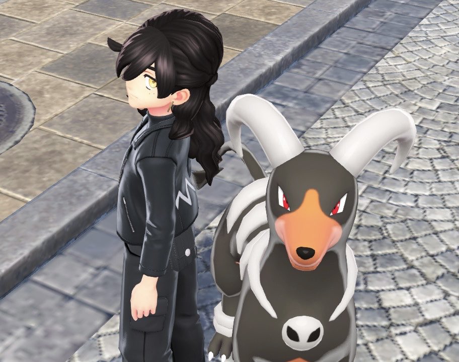 ポケモン最新作で撮ったヘルガーとのツーショット