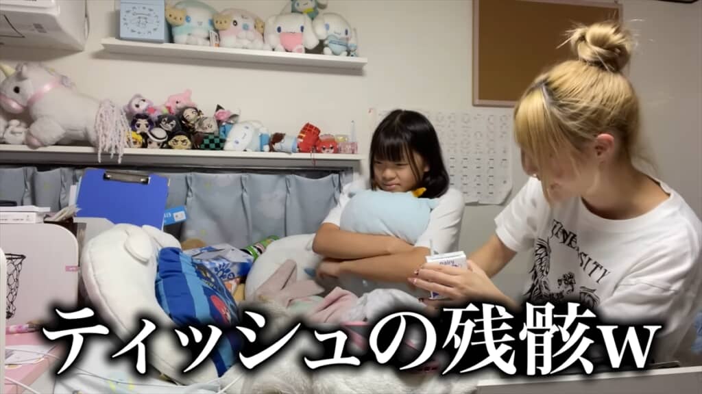 ちいめろの14歳長女・まひめろの汚部屋