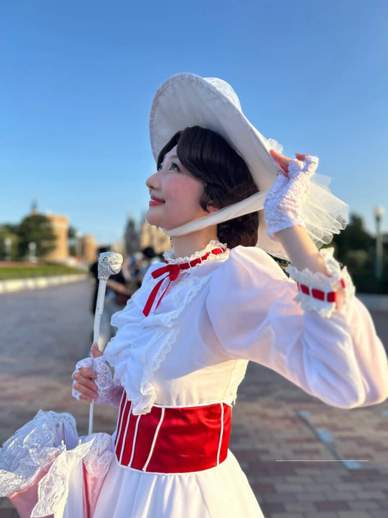 ディズニーでの仮装のため、3年前の衣装を本気で“お直し”したら…… 驚き