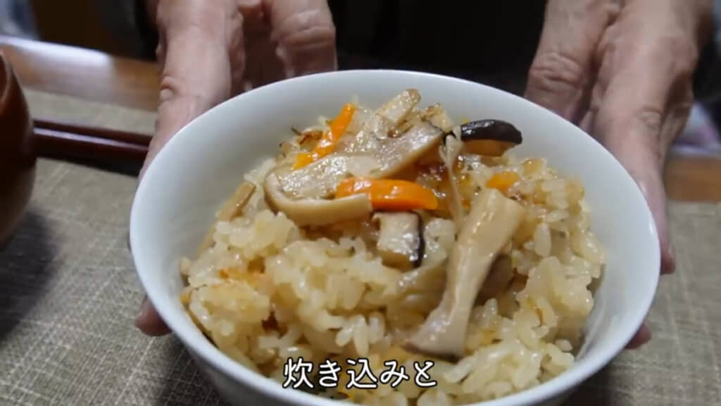 きのこたっぷり炊き込みごはん