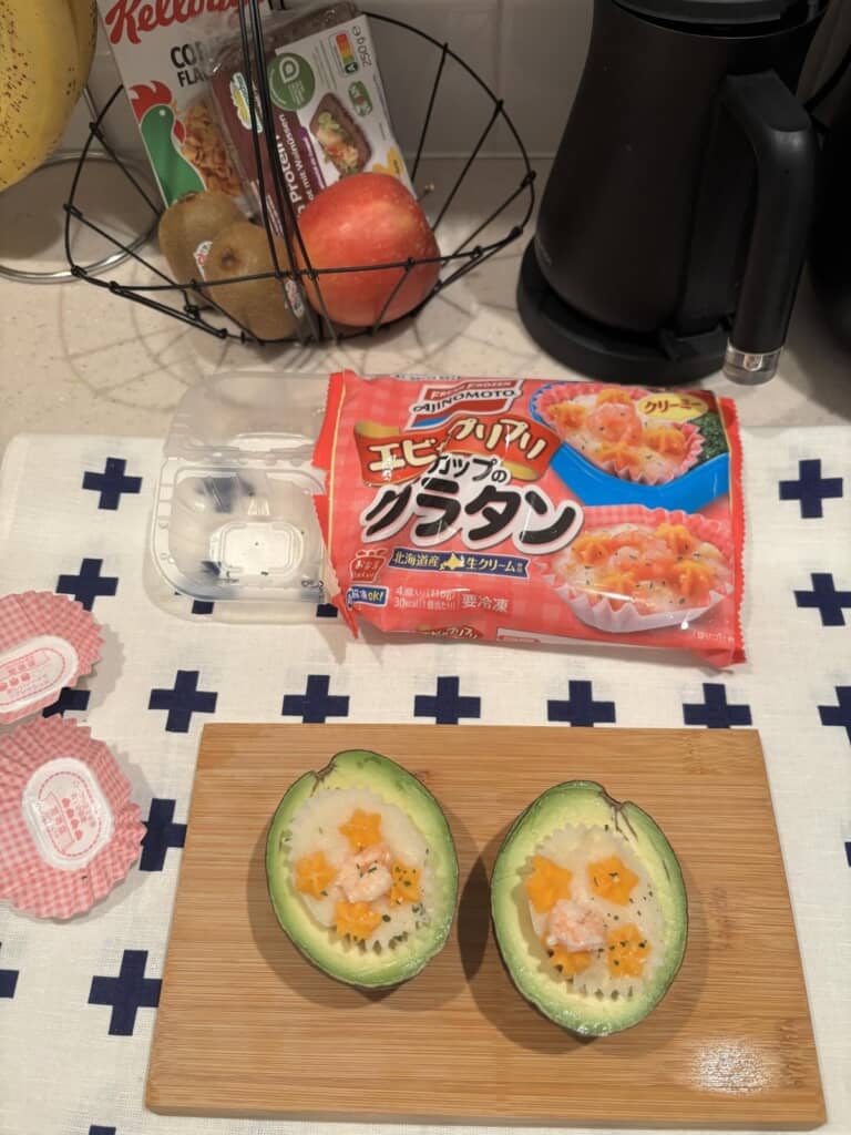 グラタンのカップを外して乗せるとシンデレラフィット