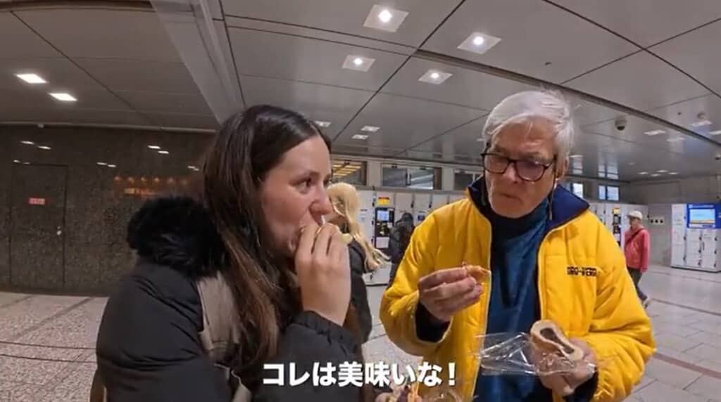 あんパンを食べてみます