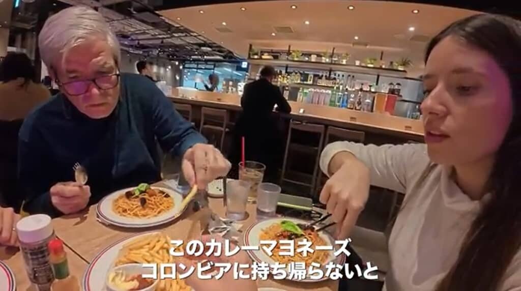 カレーソースが気に入ったようです