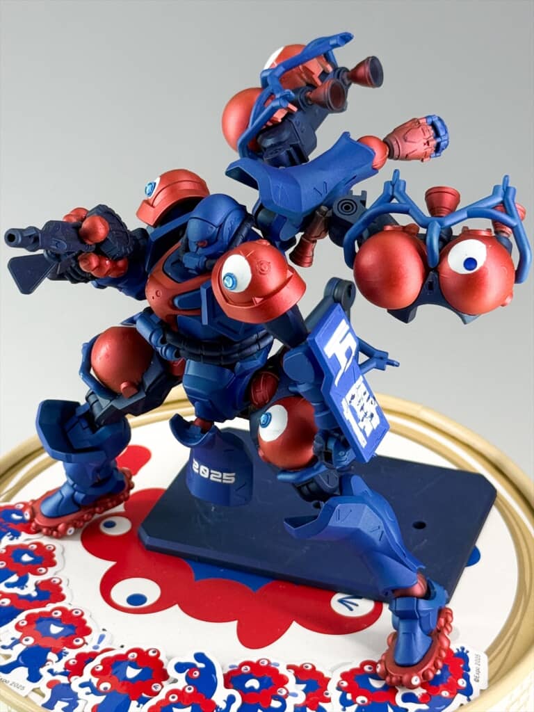 万博仕様に改造した軍警ザクのガンプラ