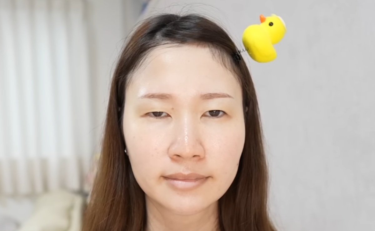 整形メイクの達人が“999円以下コスメ”で本気メイクをしたら……　驚きの仕上がりに「気になるので買ってきます」「欲しい」（1/3） | 美容 ねとらぼ