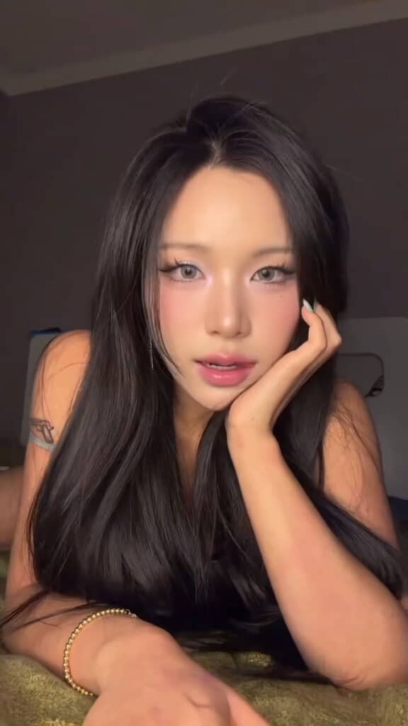 セクシー美女に大変身