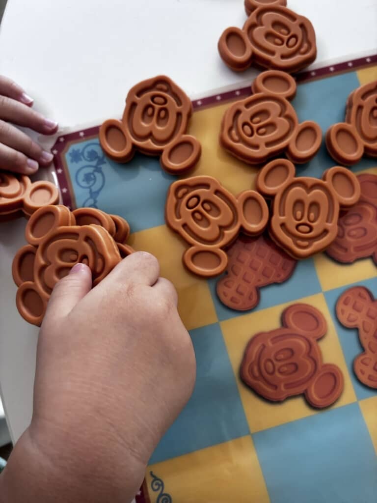 ミッキーのワッフルがたくさん