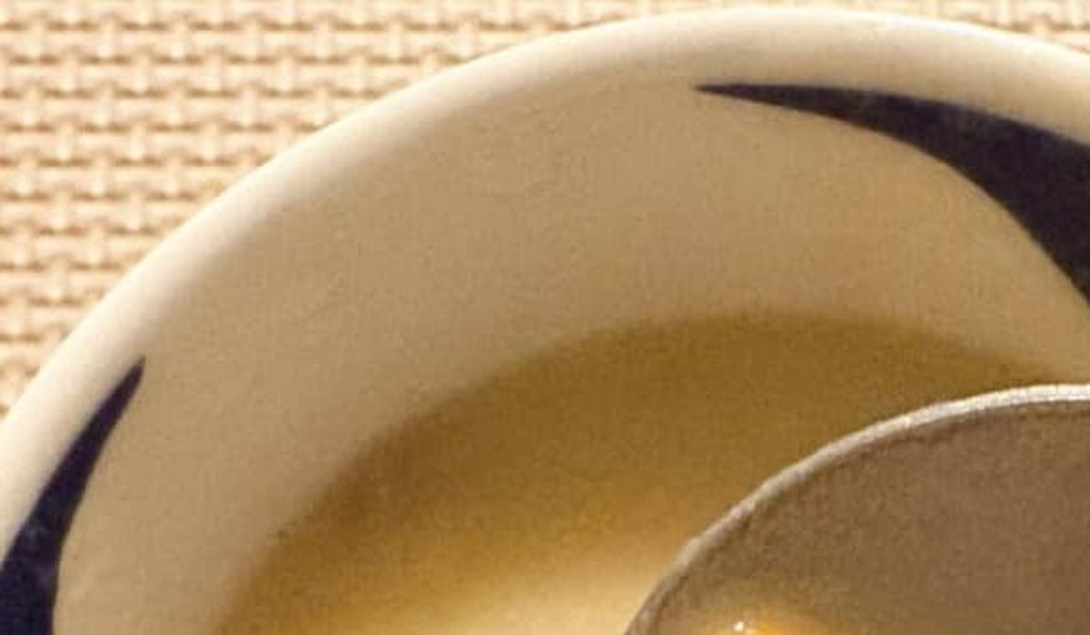 夫のお手製シチュー、皿の底から出てきたのは……　「えー！」妻に羨望の声「目が潤んでかすんできました」（1/3） | ライフハック ねとらぼ