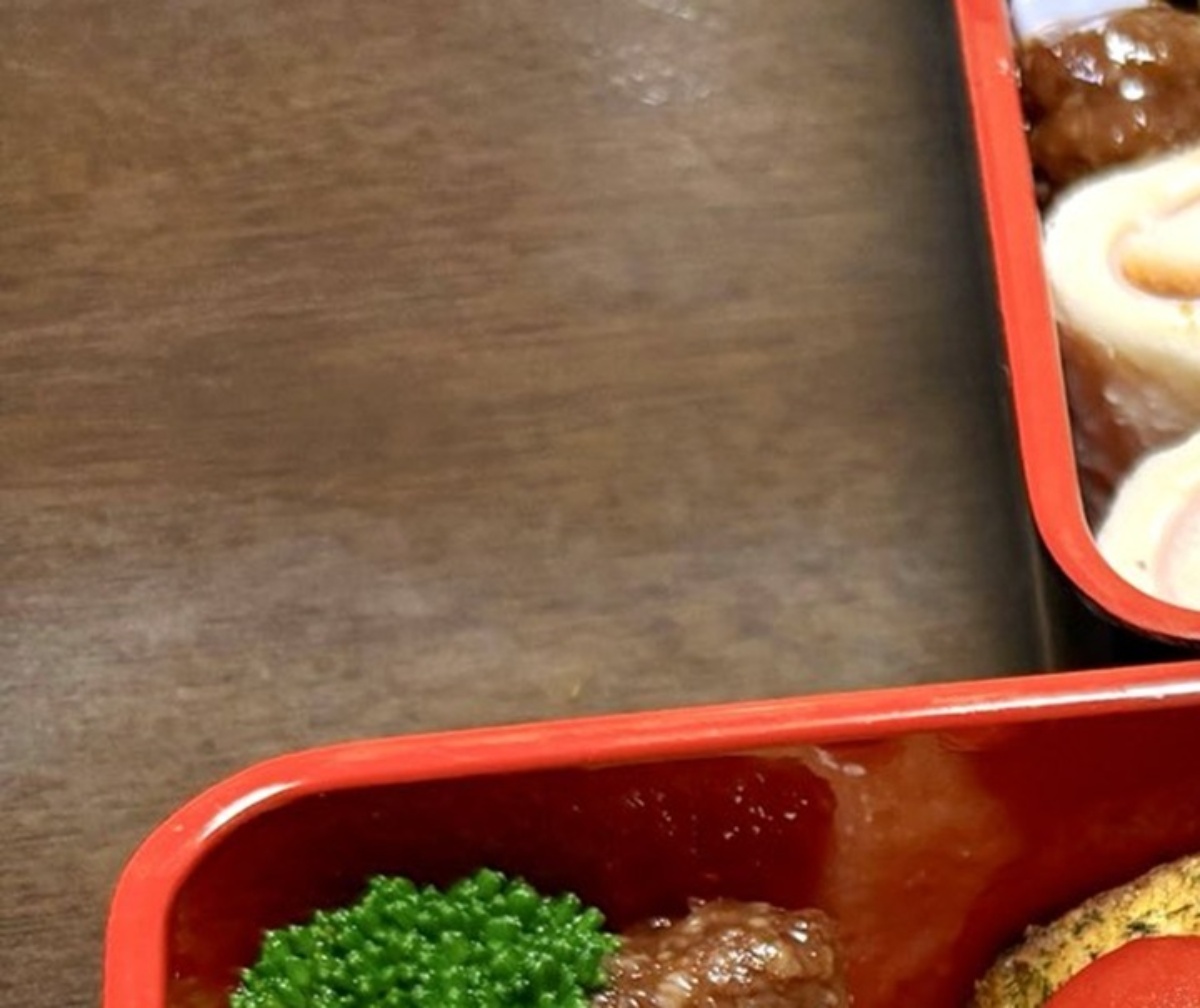 女子大生が妹の運動会に作った家族6人分のお弁当→　「うぁ〜!!」「天才発見」「みんなに自慢しちゃいますね」と大反響（1/3） | ライフスタイル ねとらぼ