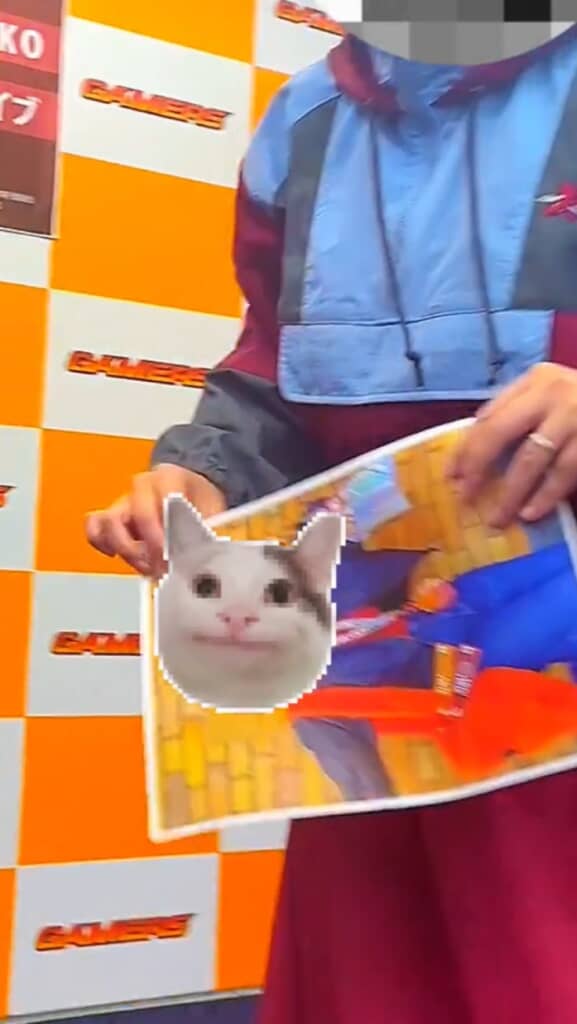 印刷した友達を推しに合わせてみた