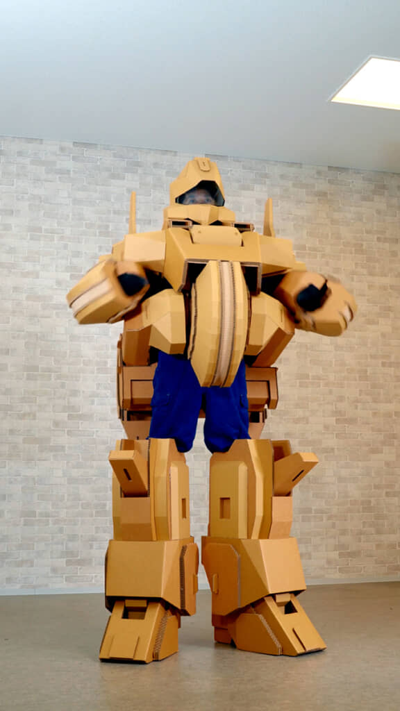 見事なパワードスーツに