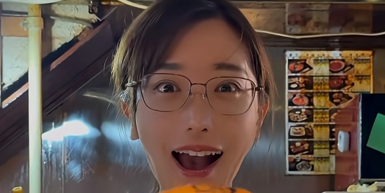 魚屋の女性が“ヒラメ400枚”を使って作ったのは……「何とも贅沢な」「絶対うまいやつ」ありえない完成品に反響(1/3) | グルメ ねとらぼ