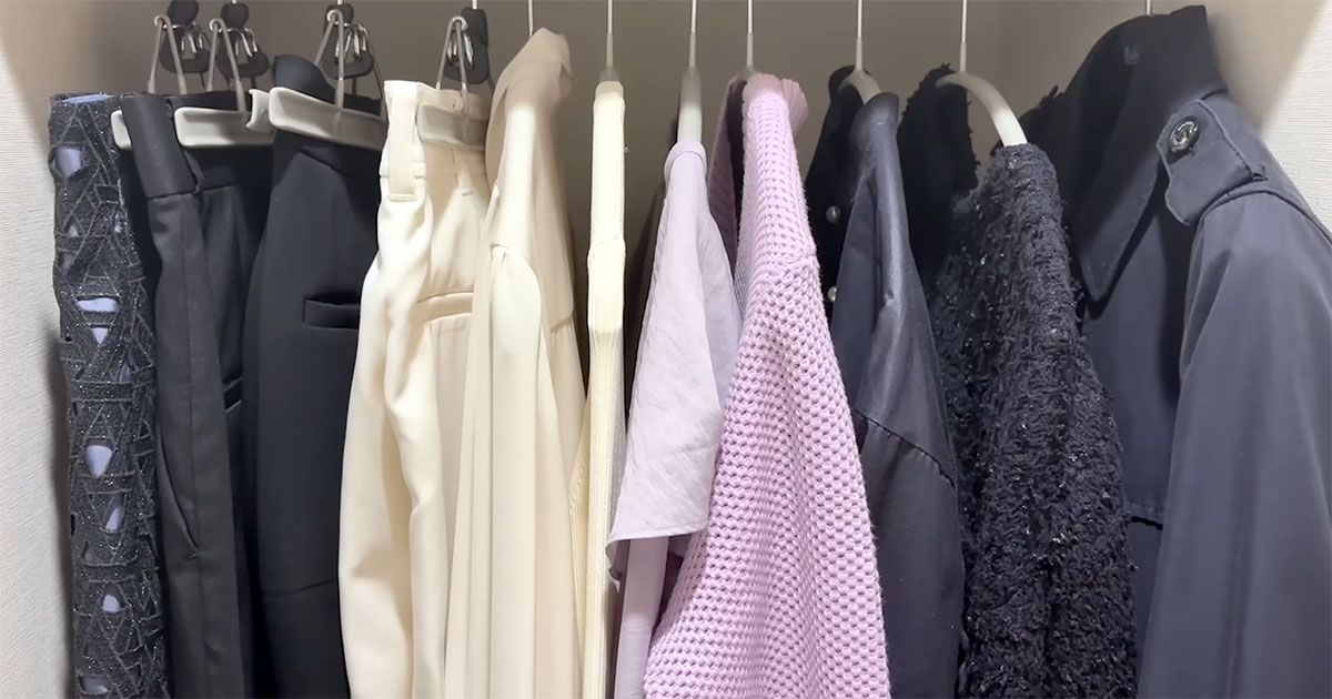 40代女性会社員の“少数精鋭”秋コーデに「見習いたい」「眼福です」　ジュエリーとの組み合わせがすてき！（1/3） | 女性 ねとらぼ