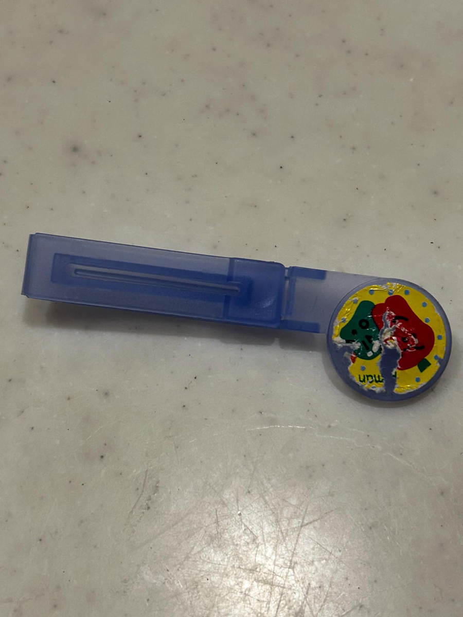 実家でウン10年「アリエル」だと思っていたグッズ→よ～く見ると……「だまされた」　まさかの正体に「そんなんありえる？」（1/4） | ライフスタイル ねとらぼ