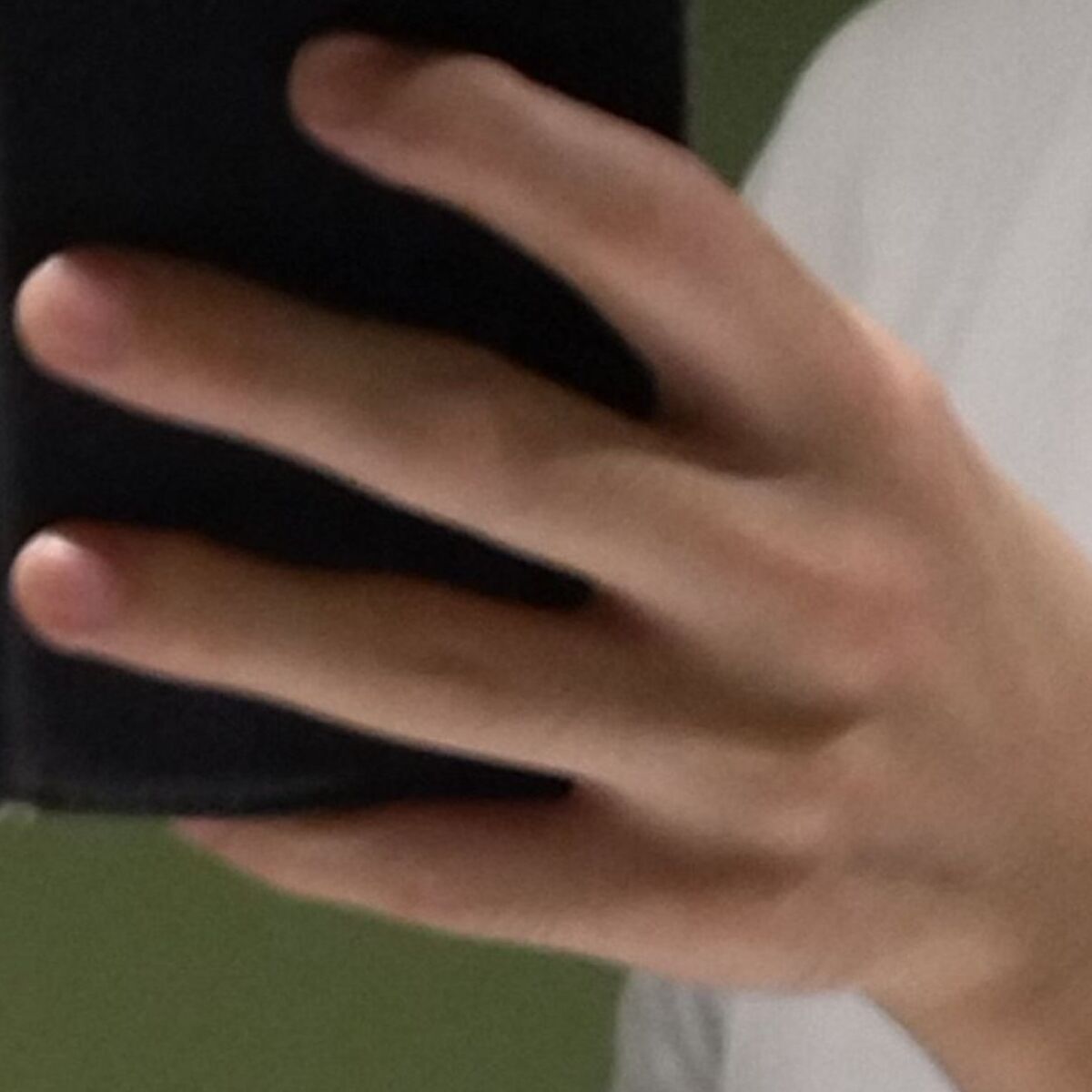 ユニクロの服で映画に行ったら…… 「気まずっ！」まさかの格好が2000万表示「わかるw」「上司の仕事着これだった」 | ライフスタイル ねとらぼ