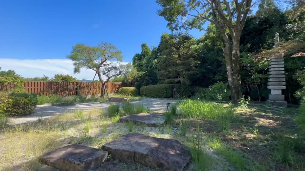 裏手の庭も見事