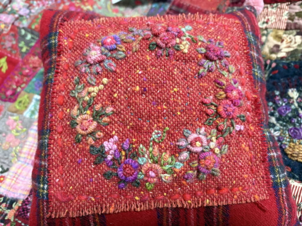 おしゃれでぬくもりのある作品ですね