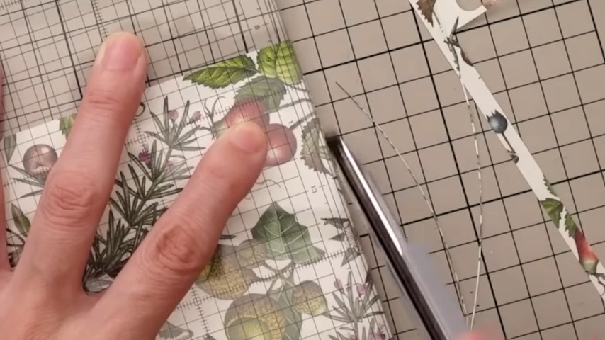 デザインペーパーをカット