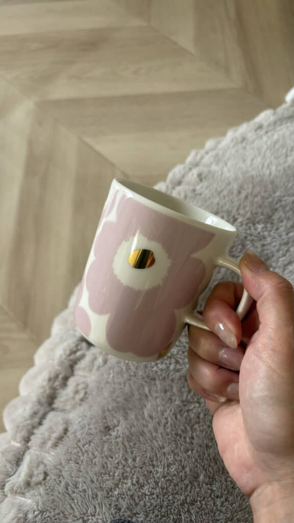 夫から価格を驚かれてしまったマグカップがこちら