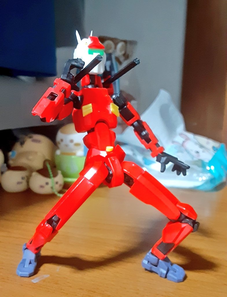 Seriaの戦闘フィギュアで作ったコレジャナイガンキャノン