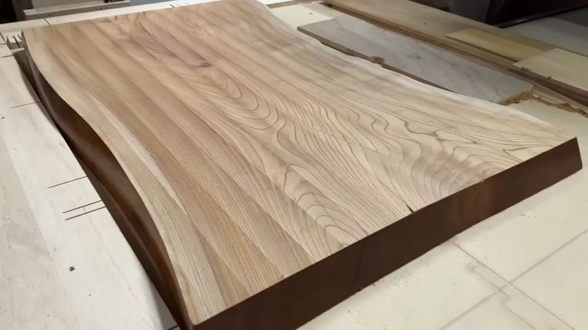 キレイに削られて平らになった表面