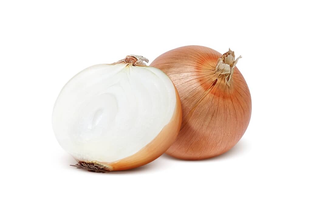 玉ねぎをよく調理しているママのために、娘が作ったのは……？（出典：PIXTA）