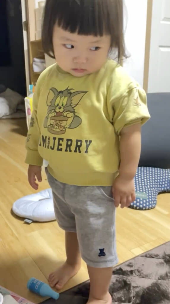 めちゃくちゃにらんでる！