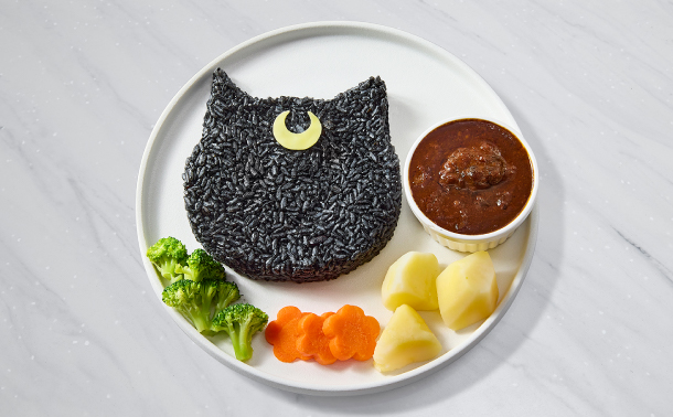 写真と違う」セーラームーンカフェ、内容に批判殺到 「史上一番ひどい