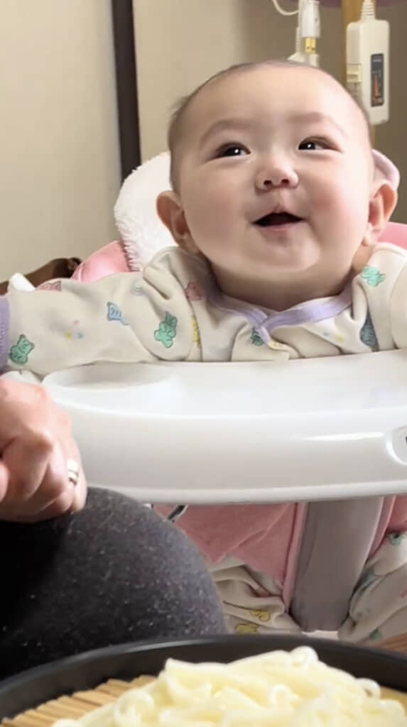 おばあちゃんの手作りそうめんを食べてこの笑顔